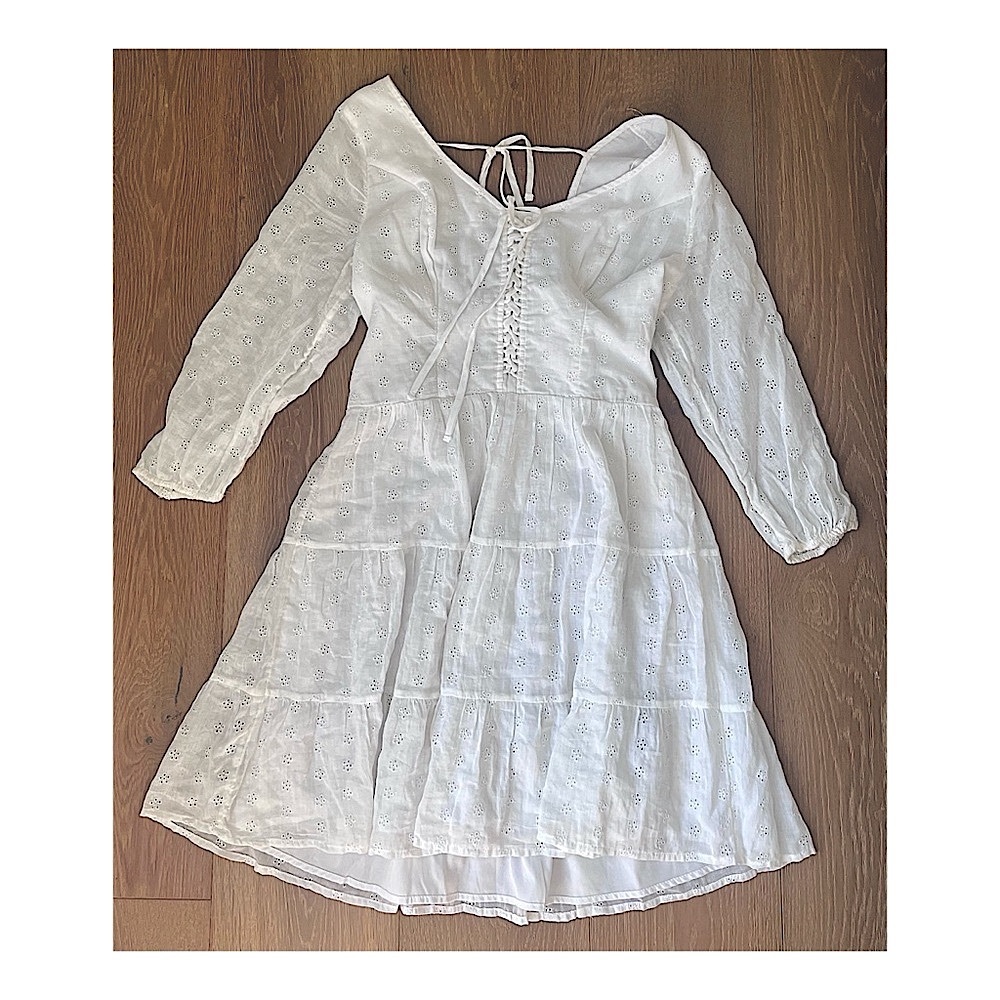✨NWT✨ Hollister | white eyelet square neck dress